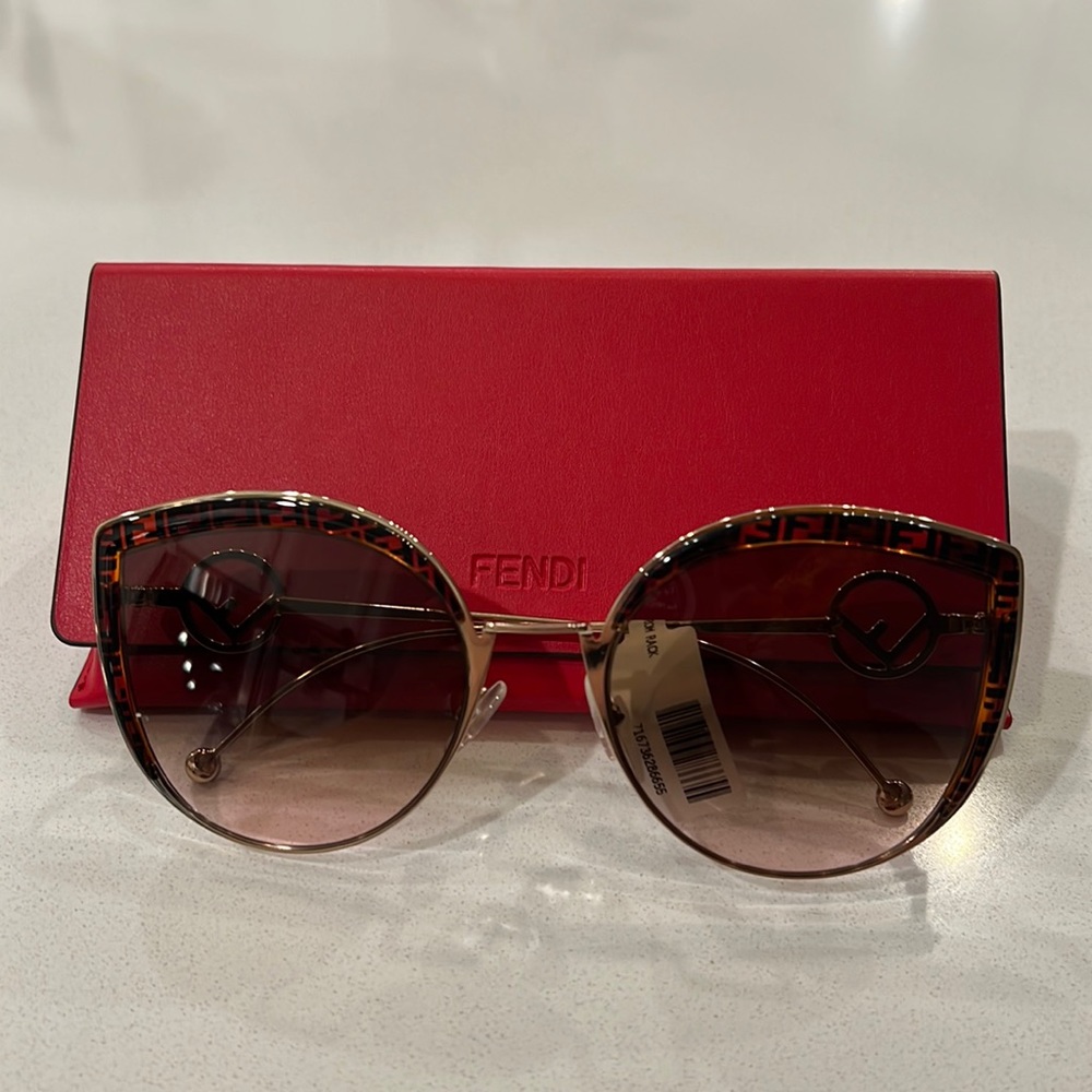 Fendi cateye sunglasses